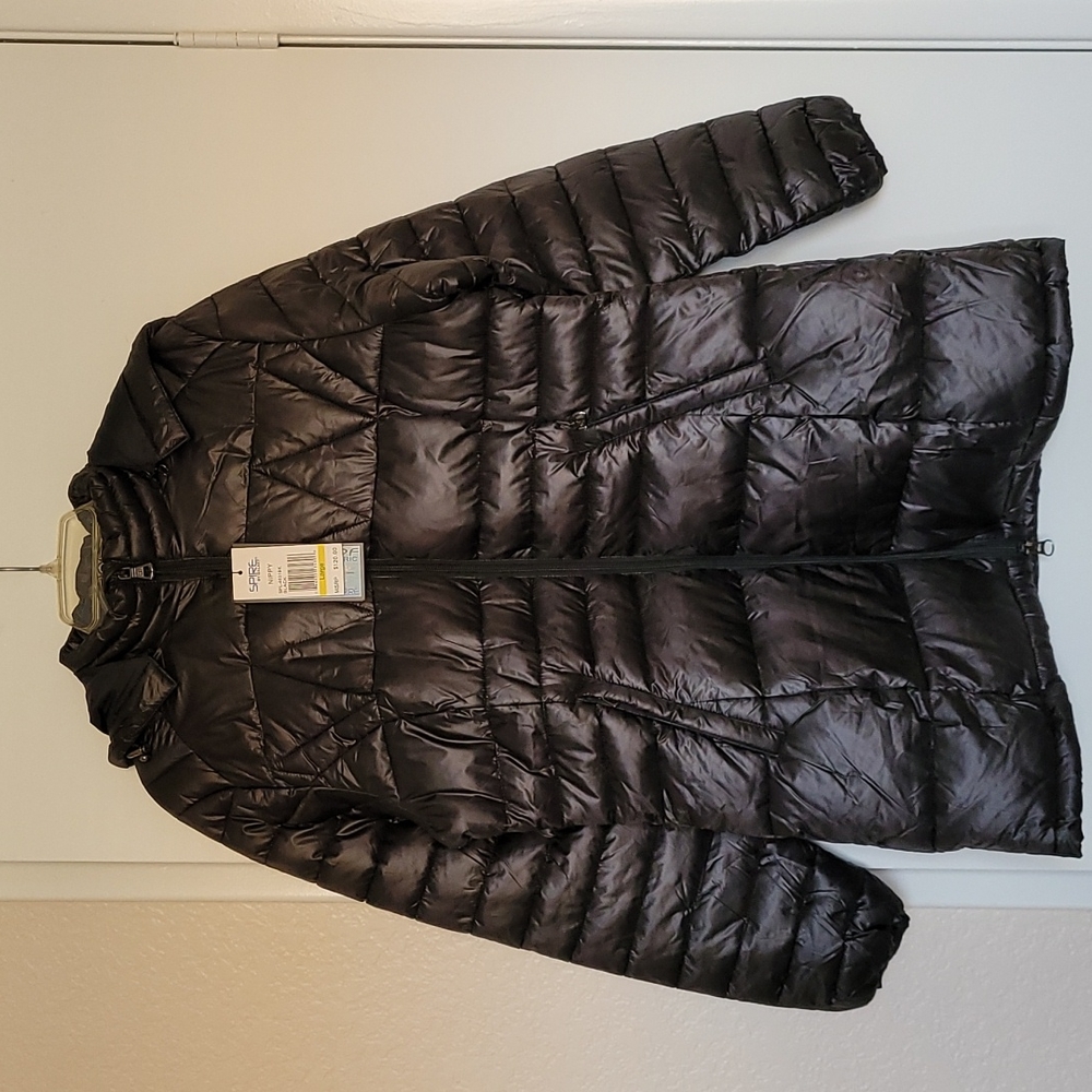 NWT Black Puffer Jacket Waterproof